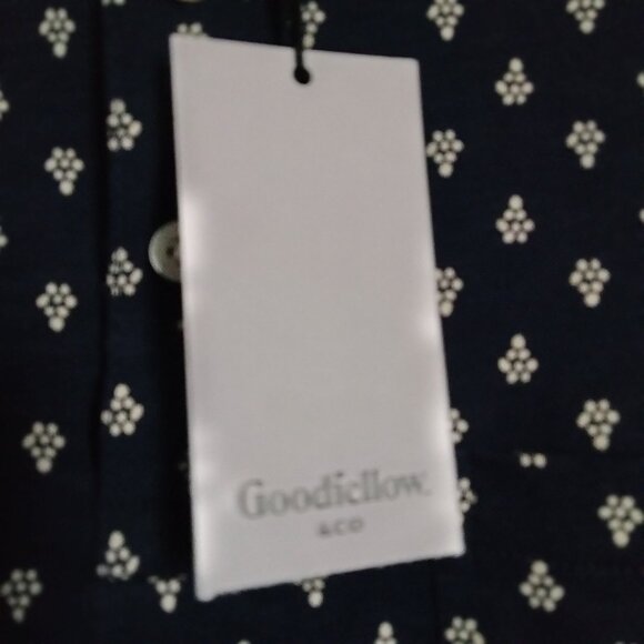 Navy and White Goodfellow polo shirt with tags size L - Picture 2 of 4